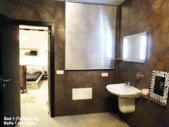 Bad mit Blick zum Schlafzimmer Bad mit Blick zum Schlafzimmer